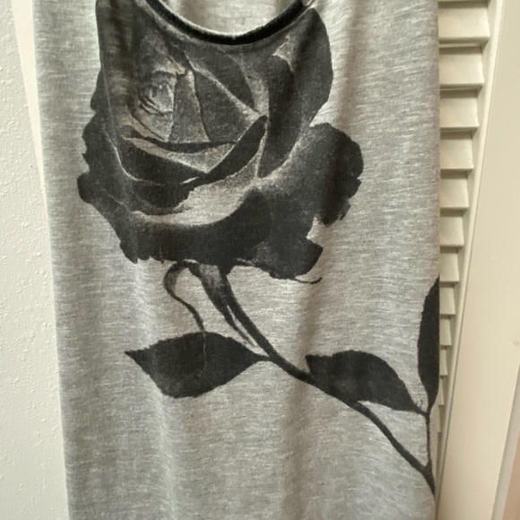 🩶🖤Forever 21 • gray tank top • M • EUC - Picture 2 of 4